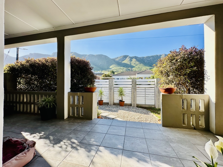 6 Bedroom Property for Sale in Onrus Western Cape